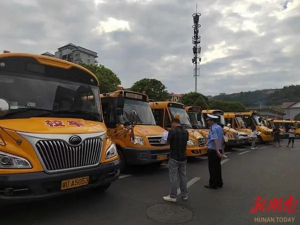 保靖公安：以警示約談促校車安全監管環境優化