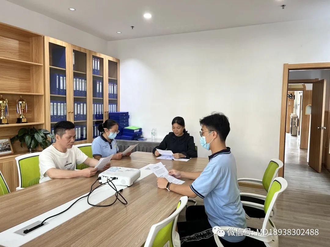 平安乘車 用心護航|萌迪幼兒園校車安全逃生演練 圖片
