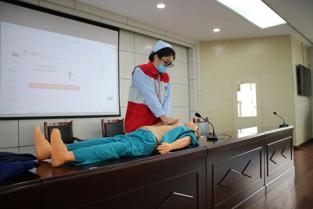 平安校園創(chuàng)建 |全縣校車安全工作會(huì)議召開 圖片