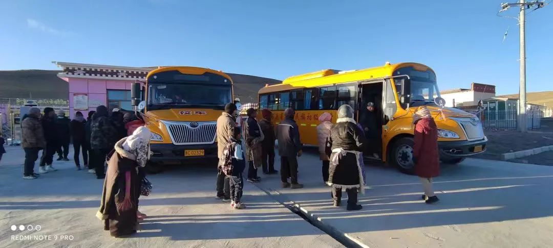 【民生實事】為民辦實事 護航“求學路” ——剛察縣校車服務作用發揮明顯 圖片