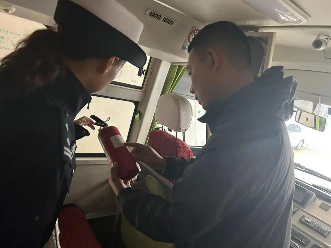 【交通信息】嚴把校車安全關,筑牢校園安全防線 圖片