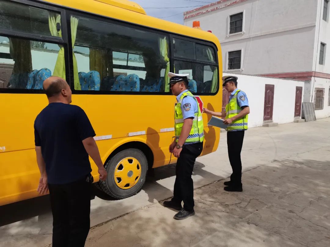 【七進宣傳】嚴把校車安全關,擰緊校園“安全閥” 圖片