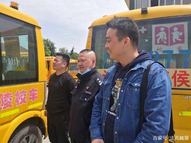 常德交警直屬二大隊:嚴(yán)守校車安全關(guān) 筑牢復(fù)學(xué)“防護網(wǎng)” 常德交警直屬二大隊:嚴(yán)守校車安全關(guān) 筑牢復(fù)學(xué)“防護網(wǎng)”