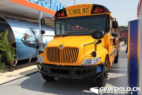 中外車企布局校車市場 行業(yè)或?qū)⒈l(fā)