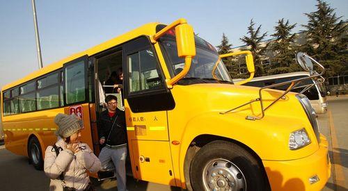 探秘中國(guó)“最牛”校車(chē)生產(chǎn)基地（圖）