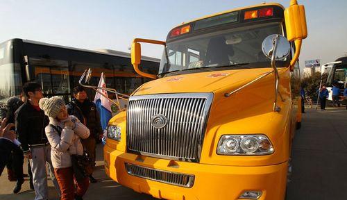 探秘中國(guó)“最牛”校車(chē)生產(chǎn)基地（圖）