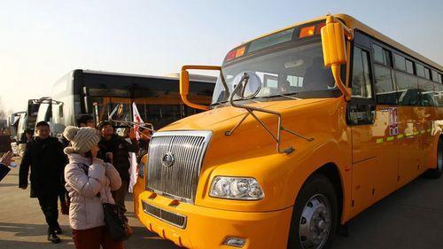 探秘中國(guó)“最牛”校車(chē)生產(chǎn)基地（圖）