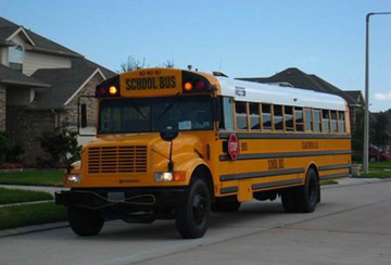 美國校車如何將校車安全做到極致/ 美國校車如何將校車安全做到極致