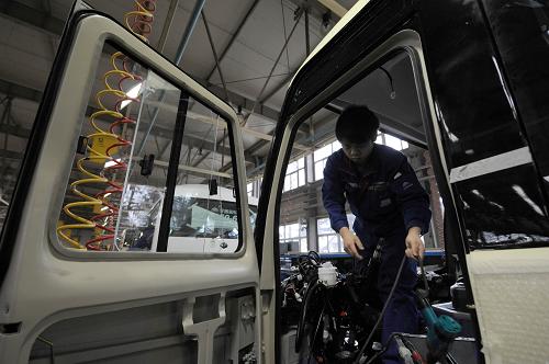 河南宇通加大專用校車生產(chǎn)