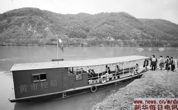 耒陽:“校船”讓孩子不再涉水求學(xué)(圖)