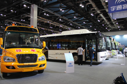 率先推出達(dá)標(biāo)校車 宇通引領(lǐng)客車業(yè)邁入新國標(biāo)時(shí)代