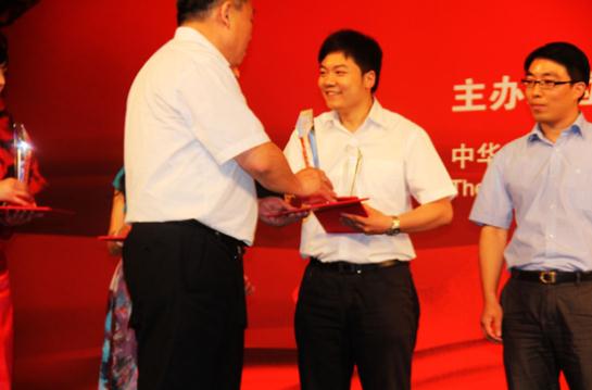 宇通客車載譽而歸 斬獲道路運輸展5項大獎