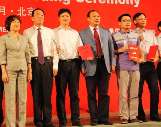 宇通客車載譽而歸 斬獲道路運輸展5項大獎