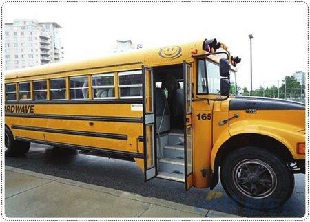 美國校車:悍馬變成沙琪瑪