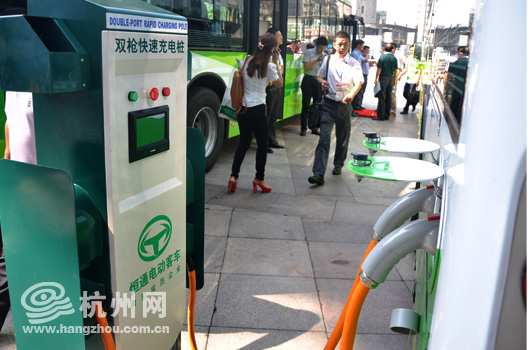 這個雙休日可以去和平看看新能源汽車