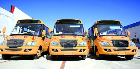 校車市場“畫餅”等待政策“喂食”