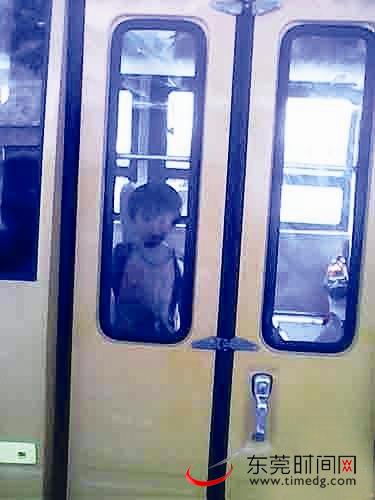 市教育局初步認定萬江小鳳凰幼兒園校車事件為責任事故