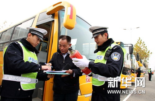 濰坊高新區全力抓好校車安全工作 