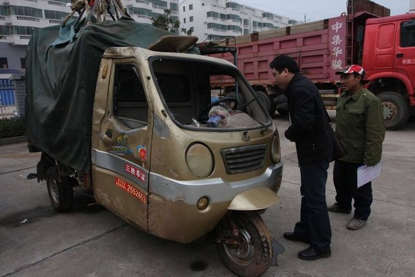 歷數(shù)近年來(lái)的校車事故