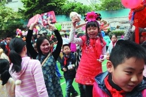 開學首日烏龍媽媽把兒子送錯校車 全城尋兒