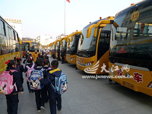 點擊圖片分享到上海灘微博