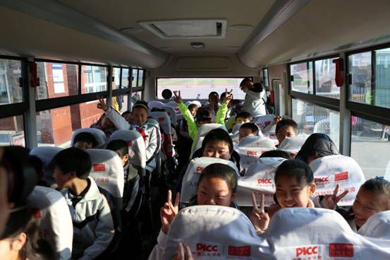 揭秘盤錦校車：田家學校的校車運營模式