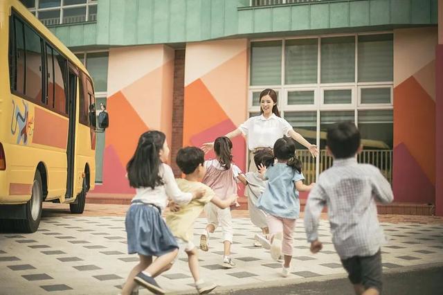 平安產險錫盟｜孩子搭乘校車上下學受傷，該找誰要說法？