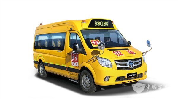 用責任與愛心占領教育高地 歐輝品質校車進“冰城”