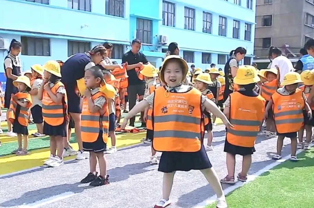 2022宇通&amp;amp;amp;amp;amp;amp;amp;amp;amp;amp;壹基金兒童交通公益行年度“更”新！