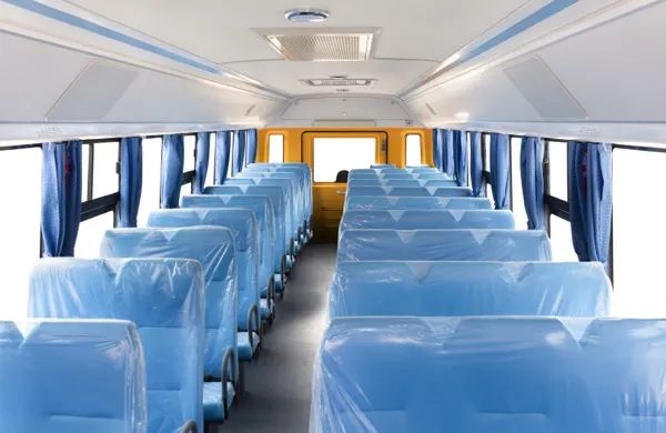 快看，你要的安全感來了！今天，帶你看看歐輝健康校車