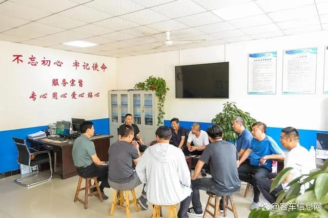 黃驊校車聯手宇通,把公益做成事業 黃驊校車聯手宇通,把公益做成事業