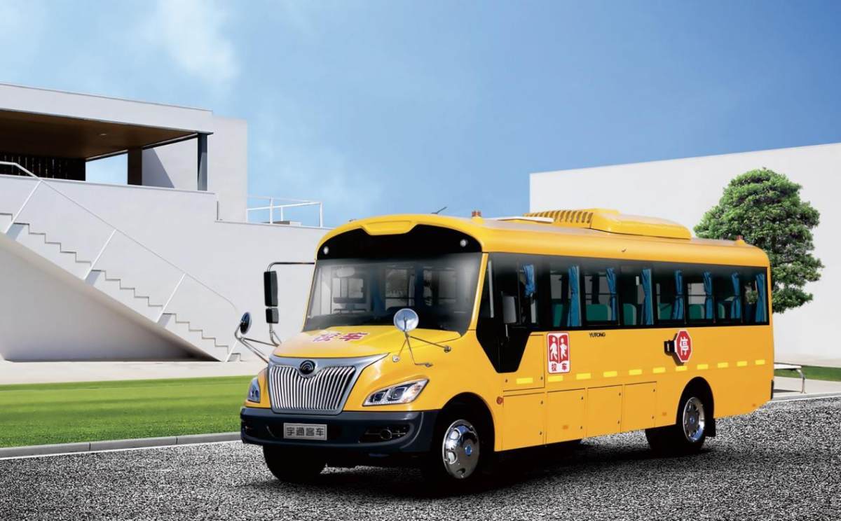 做通勤路上的“鋼鐵防線”,宇通校車實景演練護航上學路 做通勤路上的“鋼鐵防線”,宇通校車實景演練護航上學路