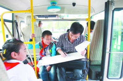 句容市校車“村村通”工程