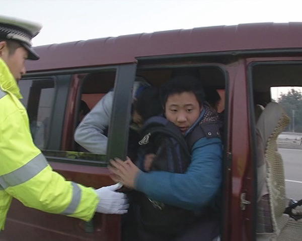 濟寧開展校車安全隱患整治行動