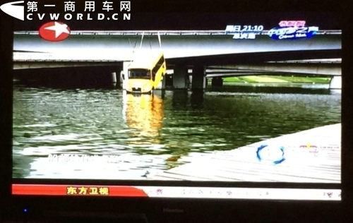 遭田亮拼命狂虐仍無恙 宇通校車獲贊中國好校車