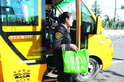 青島市嶗山特教學校，學生有位“校車媽媽”