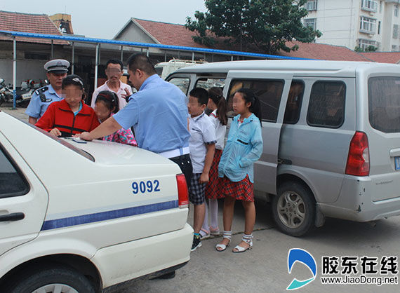 學(xué)生公寓用“黑校車”超載接送學(xué)生被罰1萬余元 學(xué)生公寓用“黑校車”超載接送學(xué)生被罰1萬余元