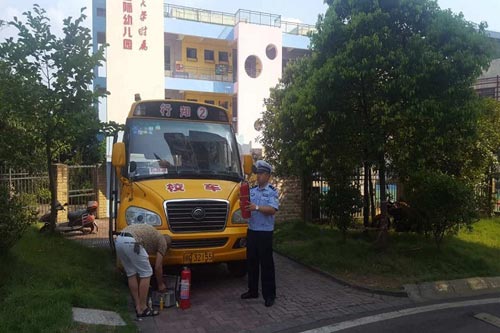 四川宜賓公安交管借助“三個”強化校車安全管理