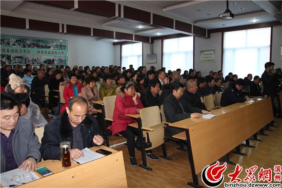 山東省濱州市惠民縣召開2018年全縣校車司機安全培訓會