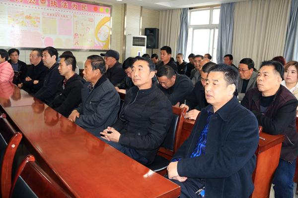 西峰公安分局交警大隊召開2019全區校車安全管理工作會議