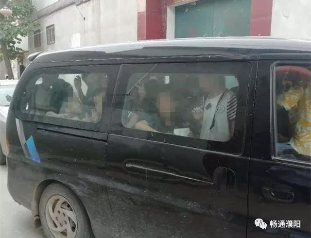 6月18日，遼寧省凌源市一名4歲幼童被遺忘在校車內，放學時才被人發現死亡。