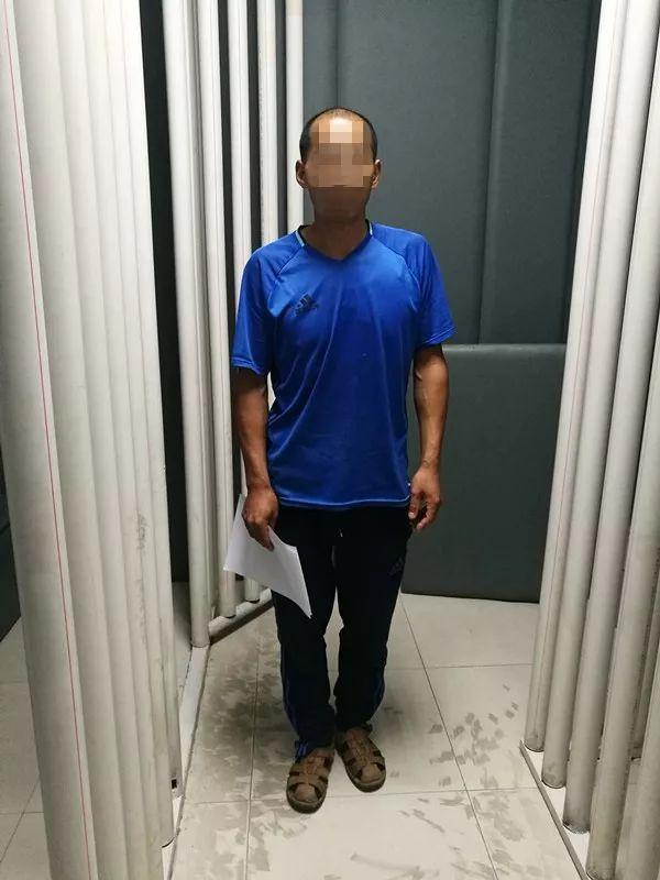 【覆車之戒】大膽“黑校車”上路被查，遼源交巡警開出“萬元罰單”