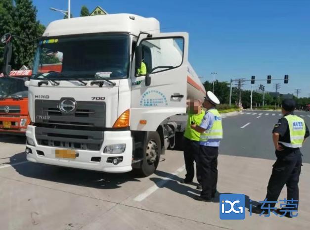 東莞交警連續3日開展重點車輛專項整治