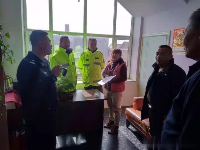 榆樹交警校車安全管理嚴查嚴控