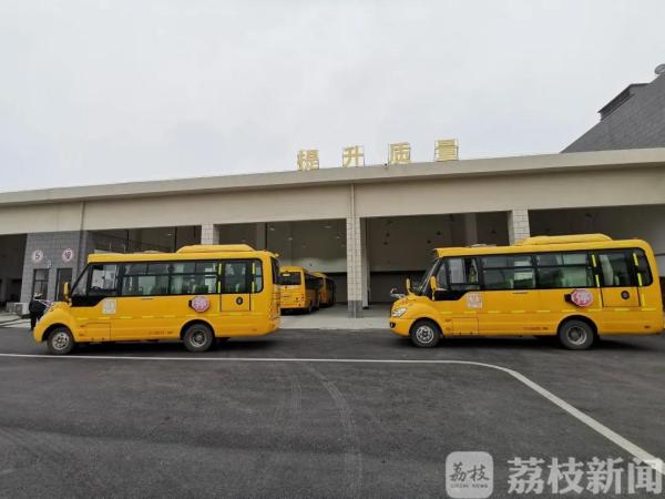 為開學保駕護航 南京公交提前落實校車防疫安檢