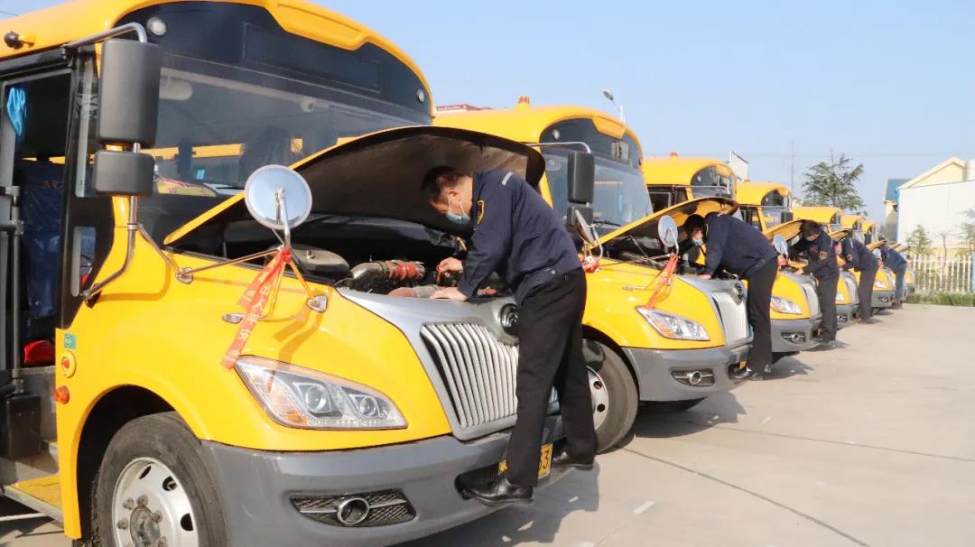 備戰(zhàn)開學(xué)！新東港校車開啟“硬核”防疫模式