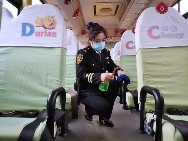 復課首日 交運西海岸溫馨校車啟動163輛校車為學子保駕護航