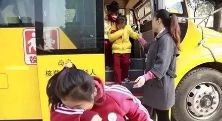 贛州家長請留意！事關你家孩子每天乘坐的校車