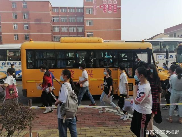 鄂州市大興校車公司為廟嶺鎮學子提供優質的校車服務