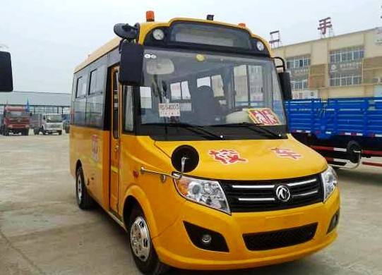 首秀！漢川市心理志愿者服務護航校車運行安全